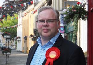 andy-newman-labour-party-in-corsham-high-street-chippenham-summer